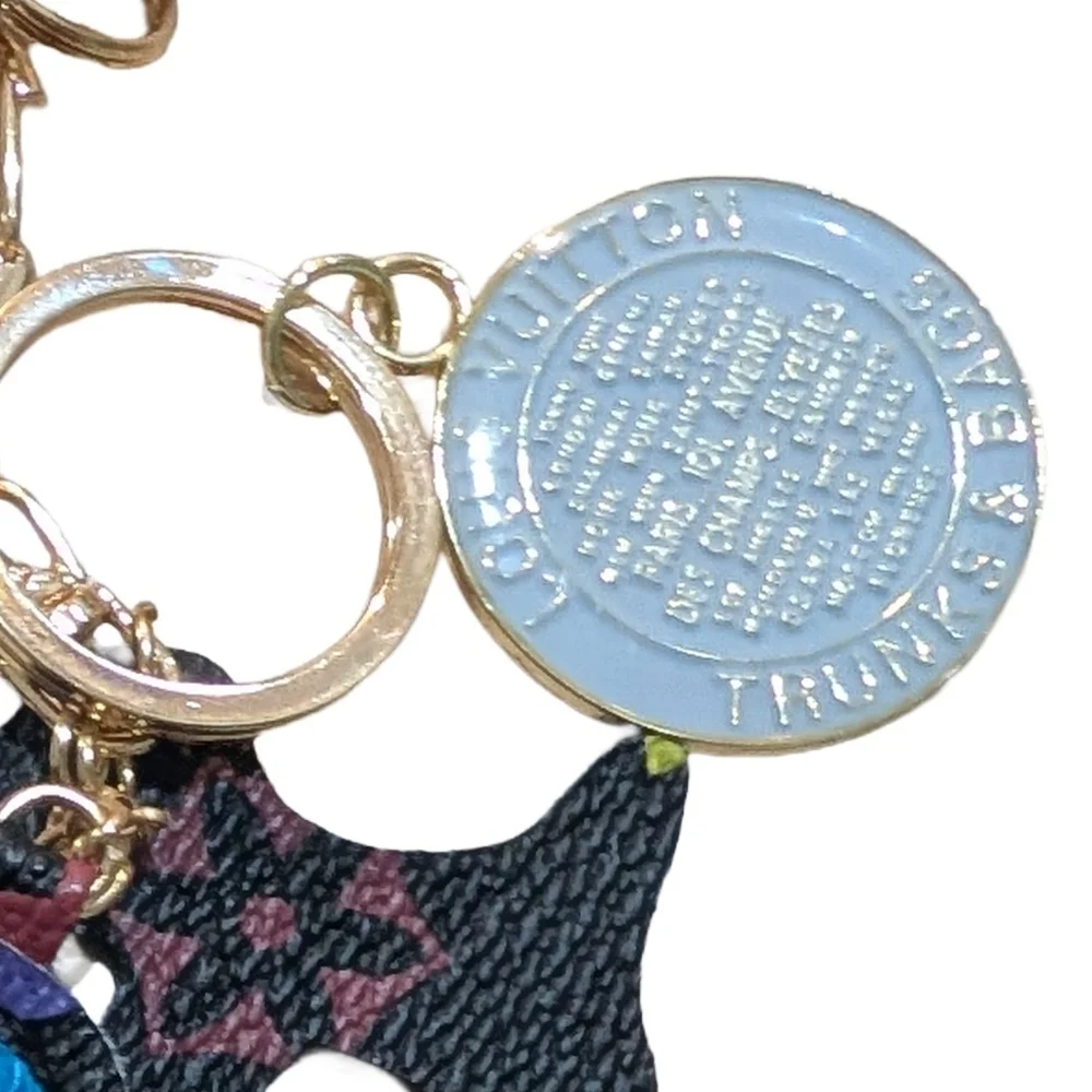Louis Vuitton Trunks & Bags Charms (2) 35x41mm